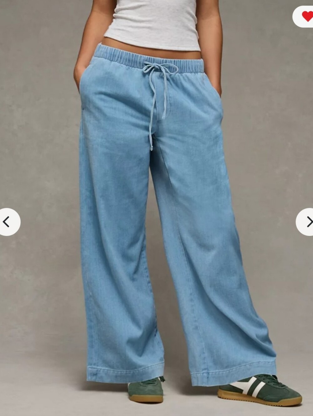 AE Cozy Dreamy Drape Low Rise Ultra Wide Leg Jean XXS Oversized Light Wash